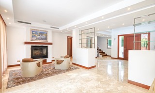 Spacious top-quality new villa for sale, ready to move in, Marbella East 7160 