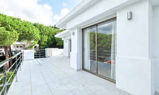 Spacious top-quality new villa for sale, ready to move in, Marbella East 7176 