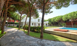 Spacious top-quality new villa for sale, ready to move in, Marbella East 7192 