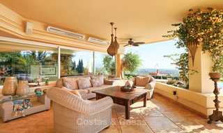 Magnificent rustic-style luxury villa with breath-taking sea and mountain views - Golf Valley, Nueva Andalucia, Marbella 7241 