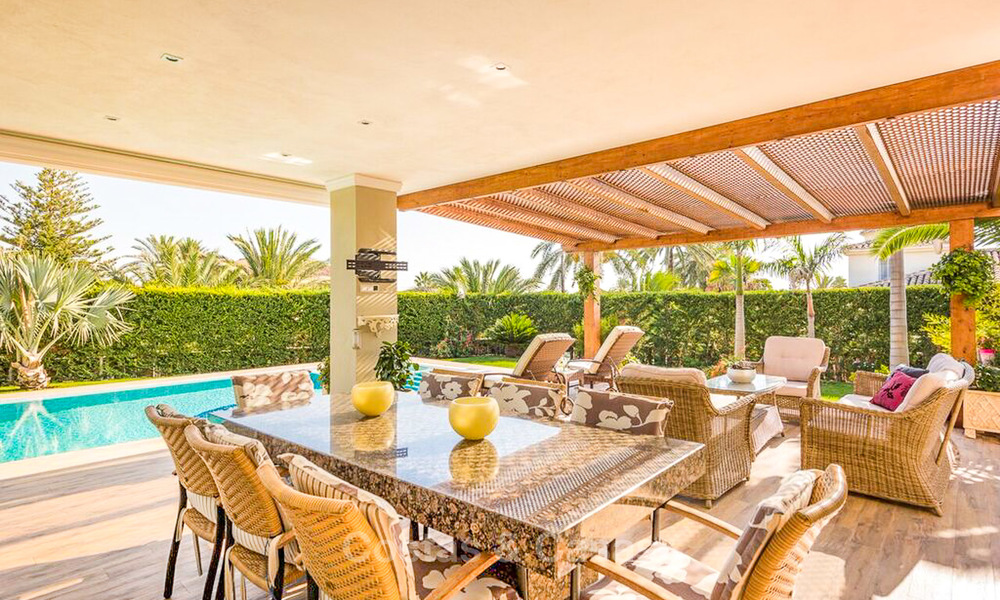Quintessential Mediterranean style villa for sale, beach side Marbella East 7433