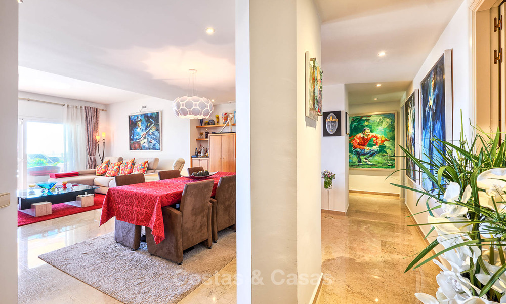 Spacious ground floor luxury apartment with sea views for sale in Elviria, Marbella East 7528