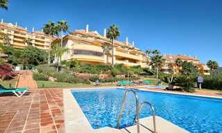 Spacious ground floor luxury apartment with sea views for sale in Elviria, Marbella East 7552 