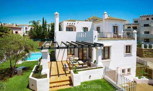 Elegant new turnkey villas with sea views for sale, front line golf, New Golden Mile, Marbella - Estepona 7574