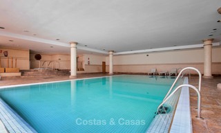 Luxury apartment in a prestigious beachside complex for sale, Puerto Banus, Marbella 7761 