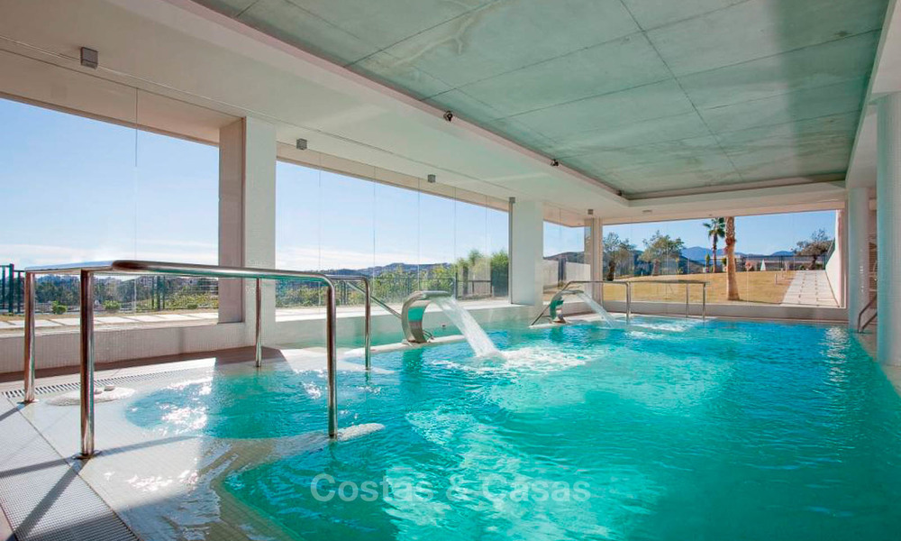 Spacious, bright and modern luxury penthouse for sale with golf and sea views in Marbella - Benahavis 7732