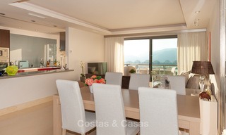 Spacious, bright and modern luxury penthouse for sale with golf and sea views in Marbella - Benahavis 7706 