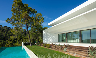 New contemporary luxury villas with sea views for sale, in an exclusive urbanisation in Benahavis - Marbella 21653 