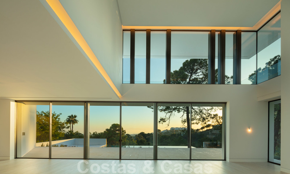 New contemporary luxury villas with sea views for sale, in an exclusive urbanisation in Benahavis - Marbella 21671