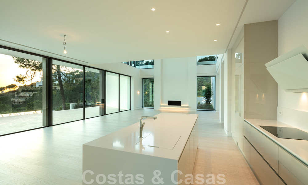 New contemporary luxury villas with sea views for sale, in an exclusive urbanisation in Benahavis - Marbella 21672