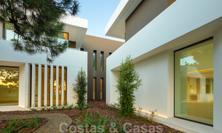 New contemporary luxury villas with sea views for sale, in an exclusive urbanisation in Benahavis - Marbella 21673 
