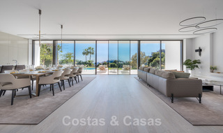 New contemporary luxury villas with sea views for sale, in an exclusive urbanisation in Benahavis - Marbella 37231 