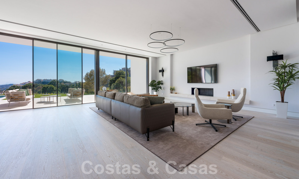 New contemporary luxury villas with sea views for sale, in an exclusive urbanisation in Benahavis - Marbella 37232