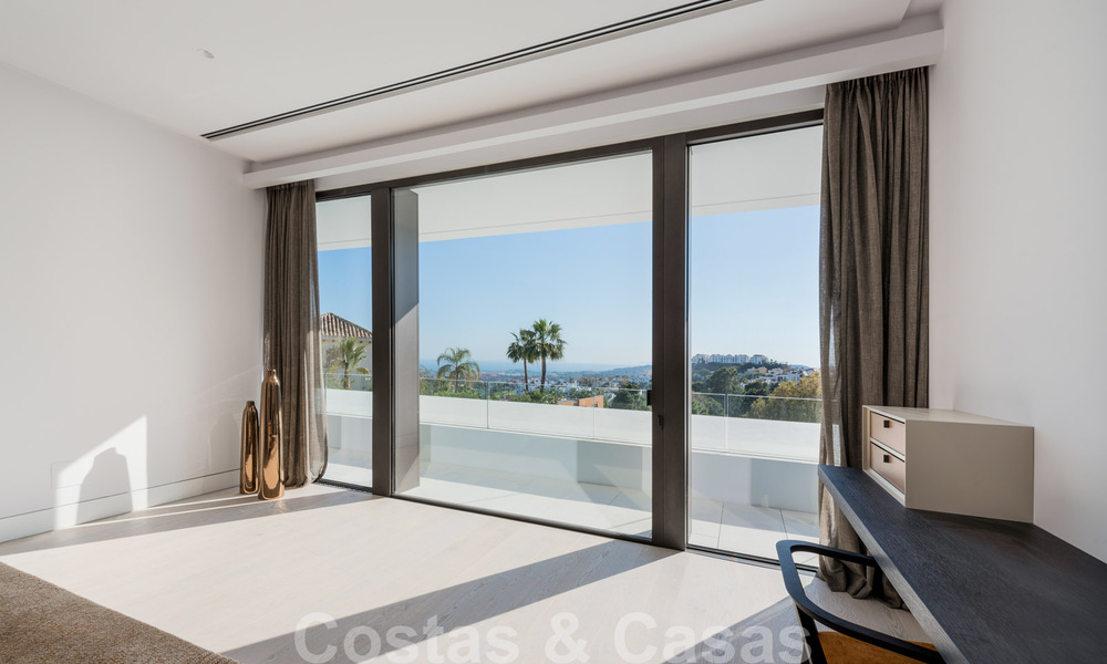 New contemporary luxury villas with sea views for sale, in an exclusive urbanisation in Benahavis - Marbella 37245
