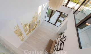 New contemporary luxury villas with sea views for sale, in an exclusive urbanisation in Benahavis - Marbella 37256 