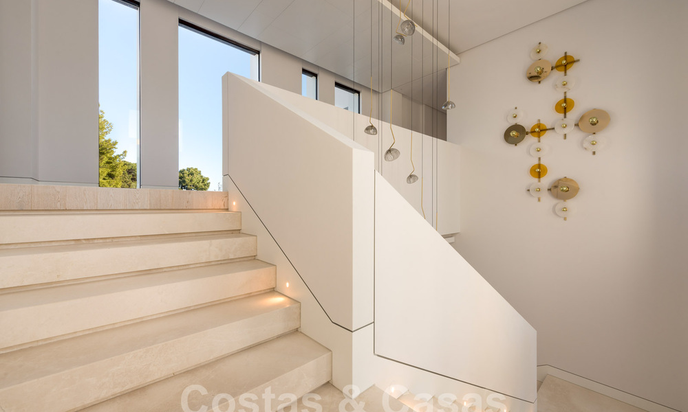 New contemporary luxury villas with sea views for sale, in an exclusive urbanisation in Benahavis - Marbella 37257