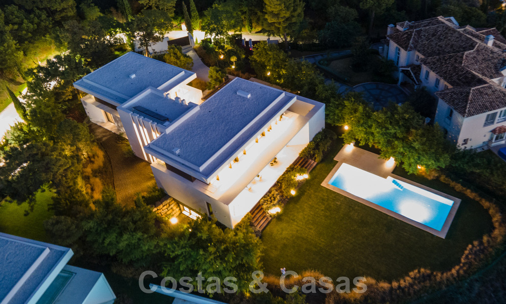 New contemporary luxury villas with sea views for sale, in an exclusive urbanisation in Benahavis - Marbella 37266