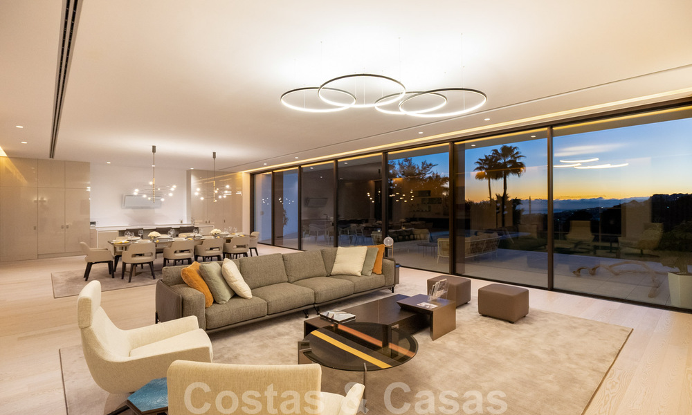 New contemporary luxury villas with sea views for sale, in an exclusive urbanisation in Benahavis - Marbella 37269