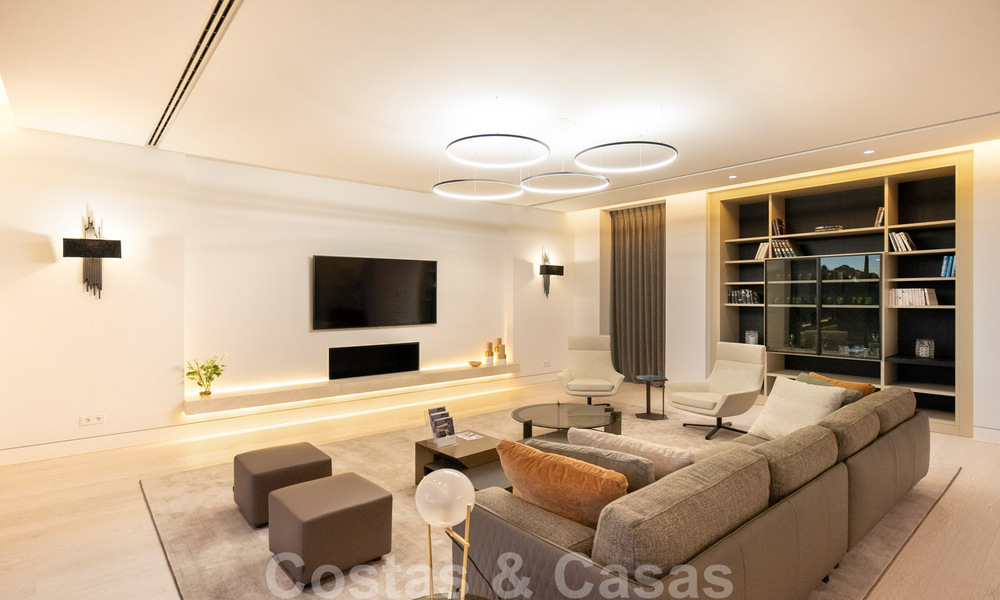 New contemporary luxury villas with sea views for sale, in an exclusive urbanisation in Benahavis - Marbella 37271