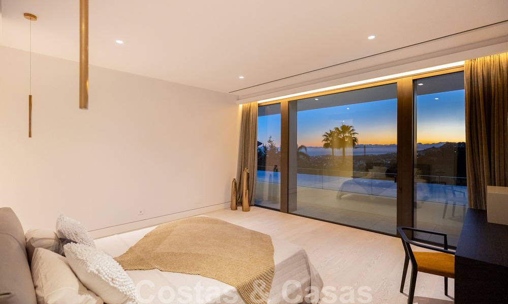 New contemporary luxury villas with sea views for sale, in an exclusive urbanisation in Benahavis - Marbella 37273