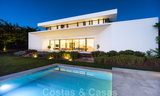 New contemporary luxury villas with sea views for sale, in an exclusive urbanisation in Benahavis - Marbella 37277 