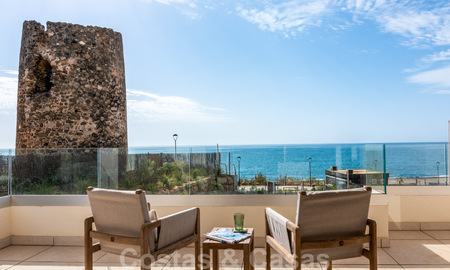 New luxury front line beach villas for sale in an exclusive complex, New Golden Mile, Marbella - Estepona 40492