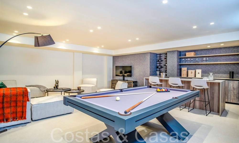 New luxury front line beach villa for sale in an exclusive complex, New Golden Mile, Marbella - Estepona 69841