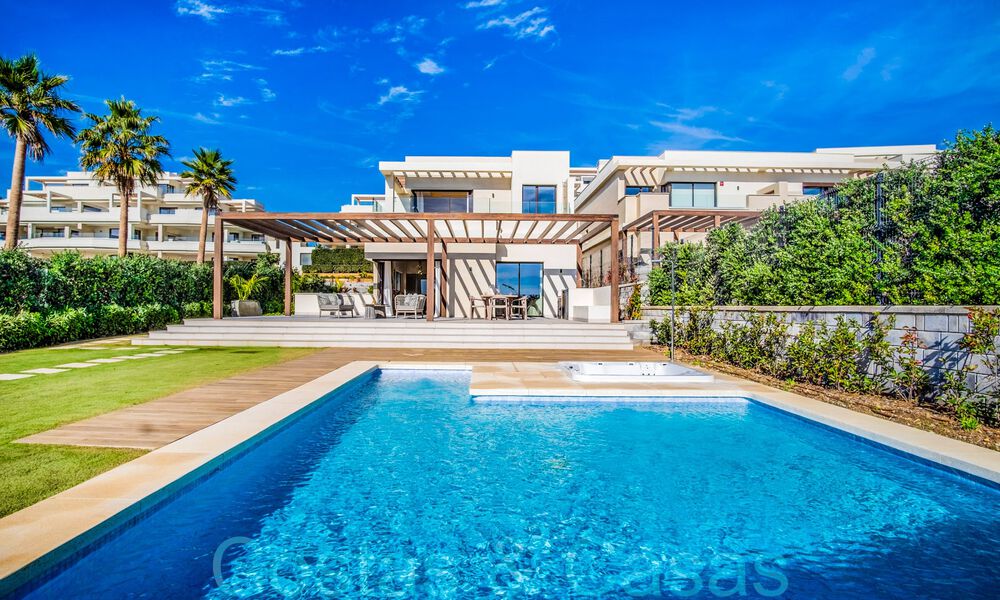 New luxury front line beach villa for sale in an exclusive complex, New Golden Mile, Marbella - Estepona 69846