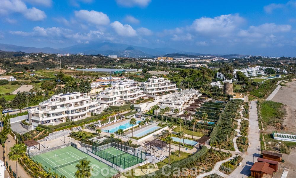 New luxury front line beach apartments for sale in an exclusive complex, New Golden Mile, Marbella - Estepona 783557