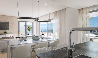 Attractive new modern apartments for sale, with sea views, next to a top-class 18-hole golf course, Estepona 8059 