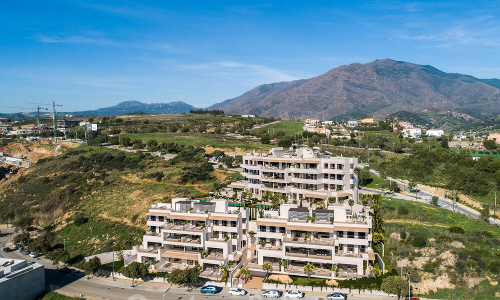 Elegant and spacious new apartments for sale, walking distance from beach and amenities, with sea views, Estepona 31370