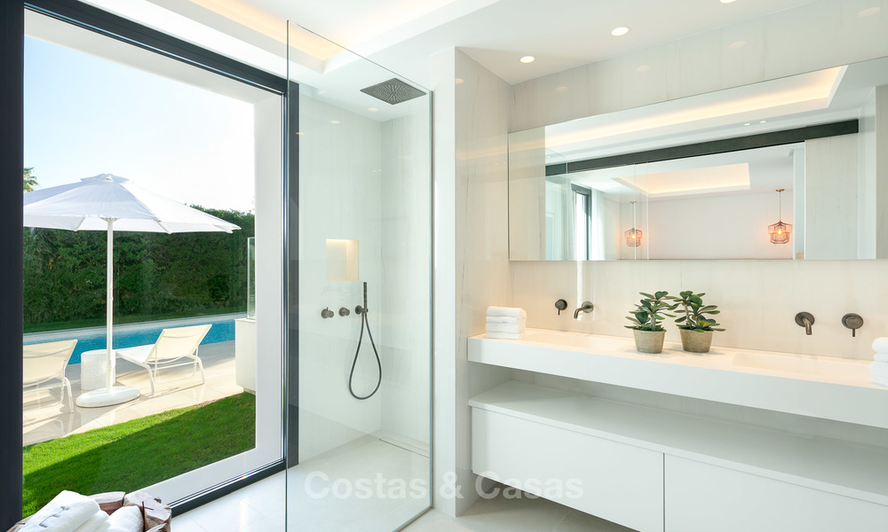 Ravishing renovated luxury villa for sale in Nueva Andalucia´s Golf Valley - Marbella 8145