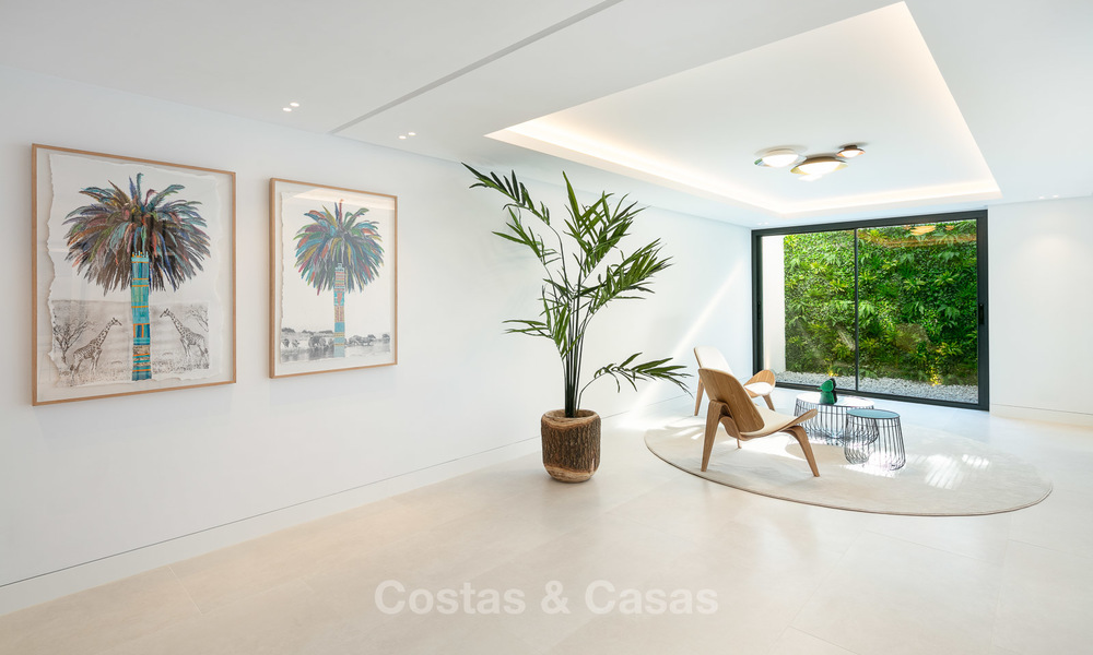 Ravishing renovated luxury villa for sale in Nueva Andalucia´s Golf Valley - Marbella 8165