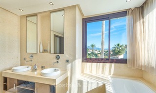 Gorgeous, very spacious luxury apartment for sale in a sought-after residential complex, ready to move in - Benahavis, Marbella 8354 