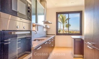 Gorgeous, very spacious luxury apartment for sale in a sought-after residential complex, ready to move in - Benahavis, Marbella 8360 