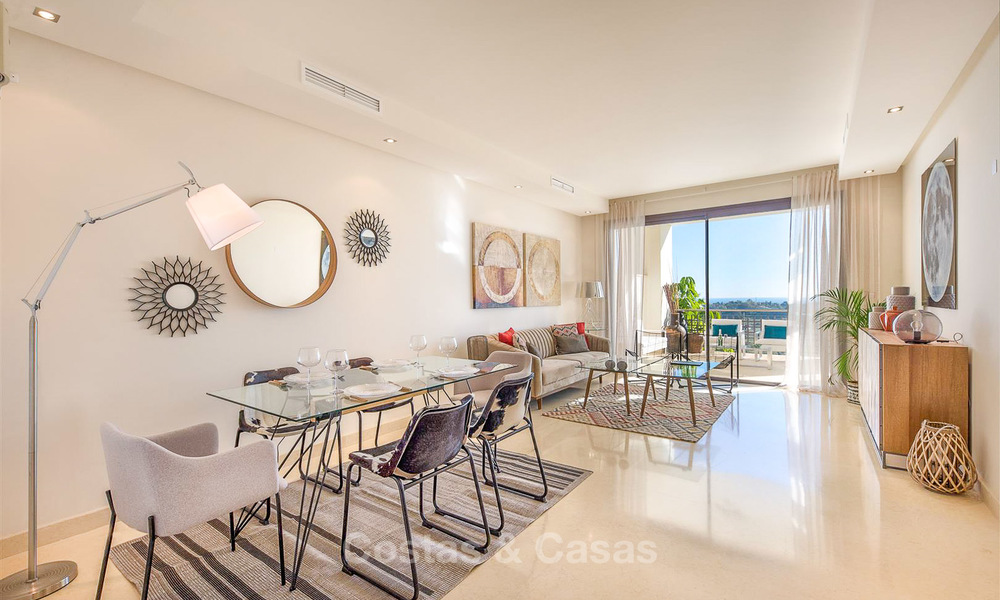Beautiful, spacious luxury apartment with sea views for sale in a sought-after residential complex, ready to move in - Benahavis, Marbella 8286