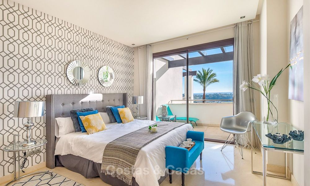 Opportunity! Gorgeous and very spacious luxury apartment with sea views for sale, ready to move in - Benahavis, Marbella 8293
