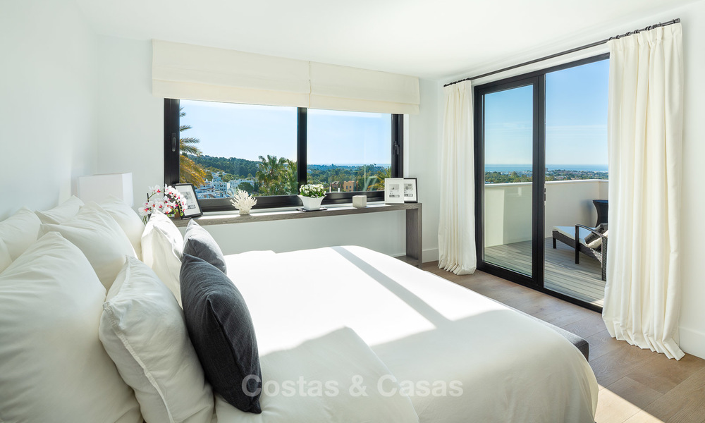 Fantastic renovated luxury villa with sea views for sale, in the Golf Valley, Nueva Andalucía, Marbella 8228