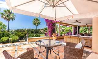 Spacious and luxurious traditional style villa for sale, front line golf, Nueva Andalucía, Marbella 8264 