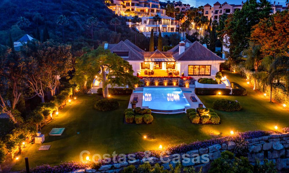 Sumptuous traditional-style luxury villa with magnificent sea views for sale, Benahavis - Marbella 37159