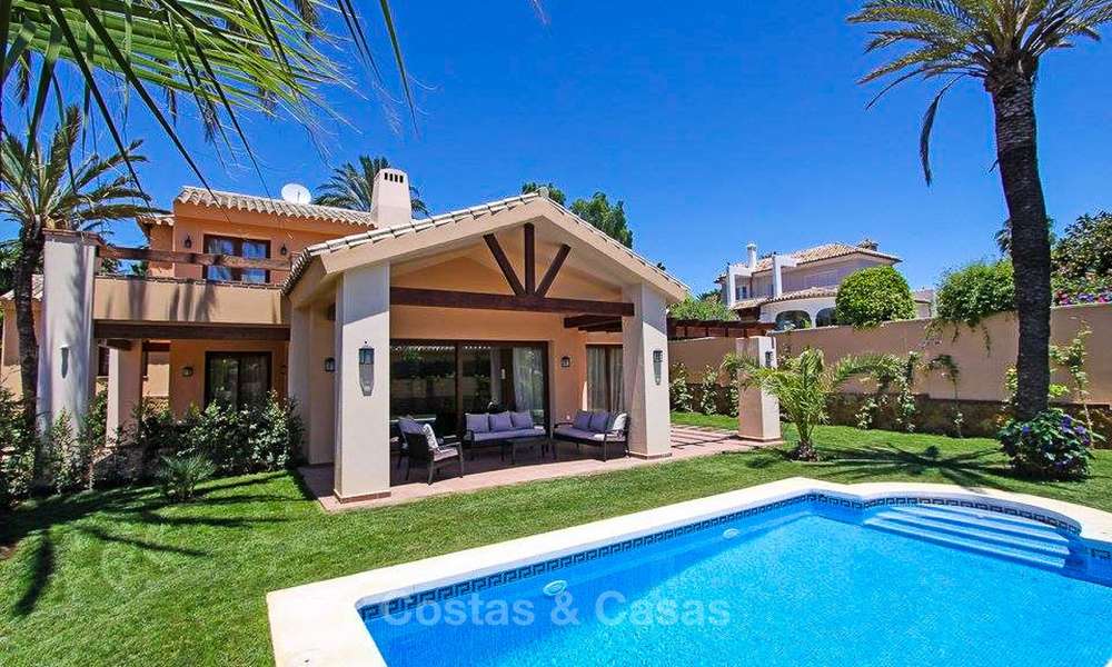 Beachside classical-style villa in a popular residential area for sale, East Marbella 8747