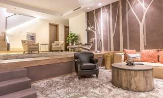 Posh modern luxury apartment for sale in a prestigious residential complex in Sierra Blanca, Golden Mile, Marbella 8772 