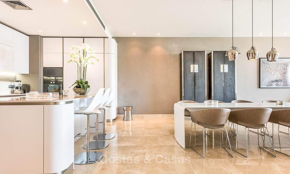 Posh modern luxury apartment for sale in a prestigious residential complex in Sierra Blanca, Golden Mile, Marbella 8775