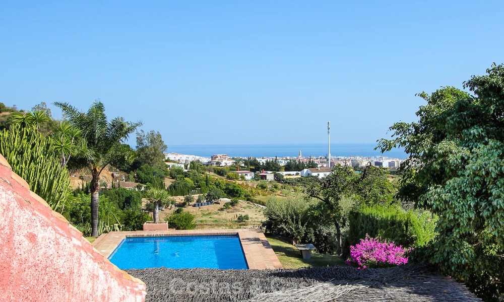 Well located and attractively priced villa - finca with sea and mountain views for sale, Estepona, Costa del Sol 8685