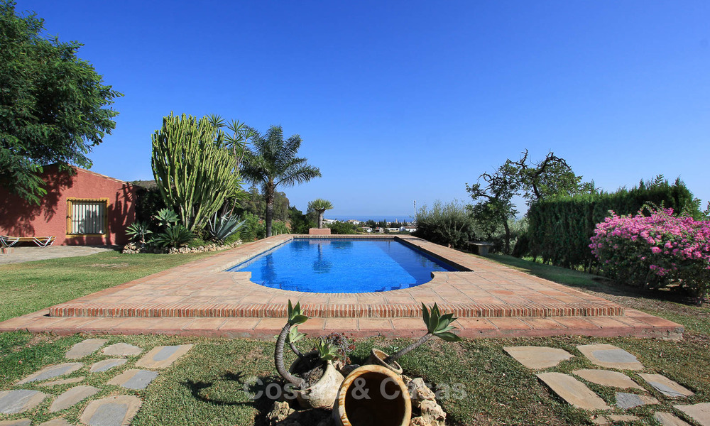 Well located and attractively priced villa - finca with sea and mountain views for sale, Estepona, Costa del Sol 8688