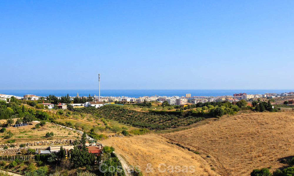 Well located and attractively priced villa - finca with sea and mountain views for sale, Estepona, Costa del Sol 8692