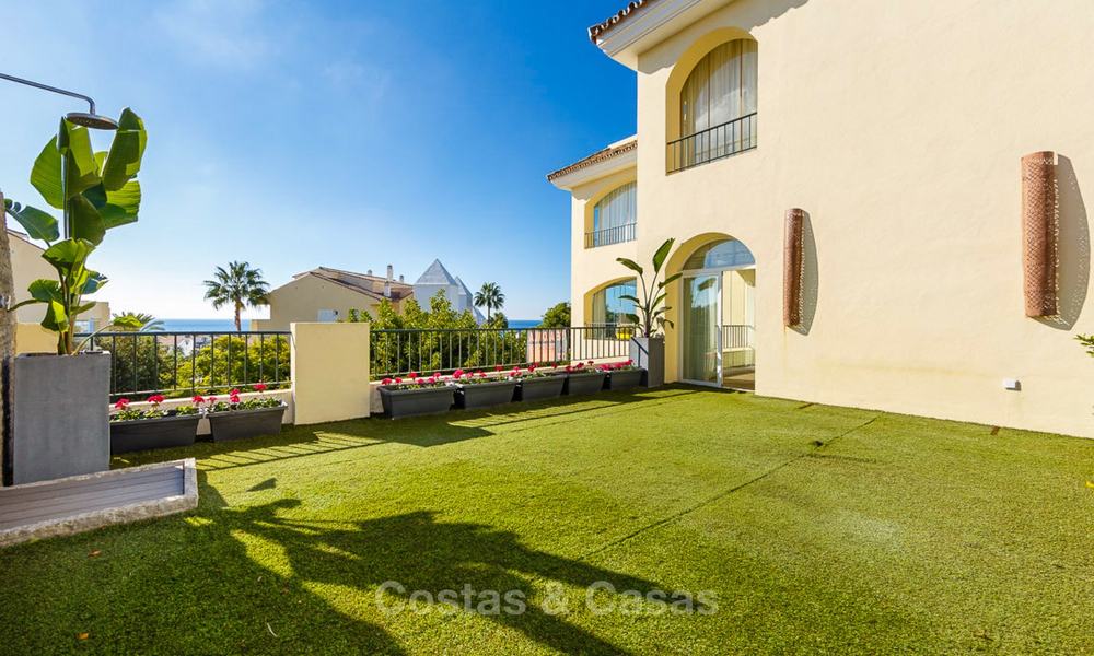 Very spacious 4 bedrooms beachside apartment with sea views for sale, in a prestigious urbanisation, East Marbella 9139