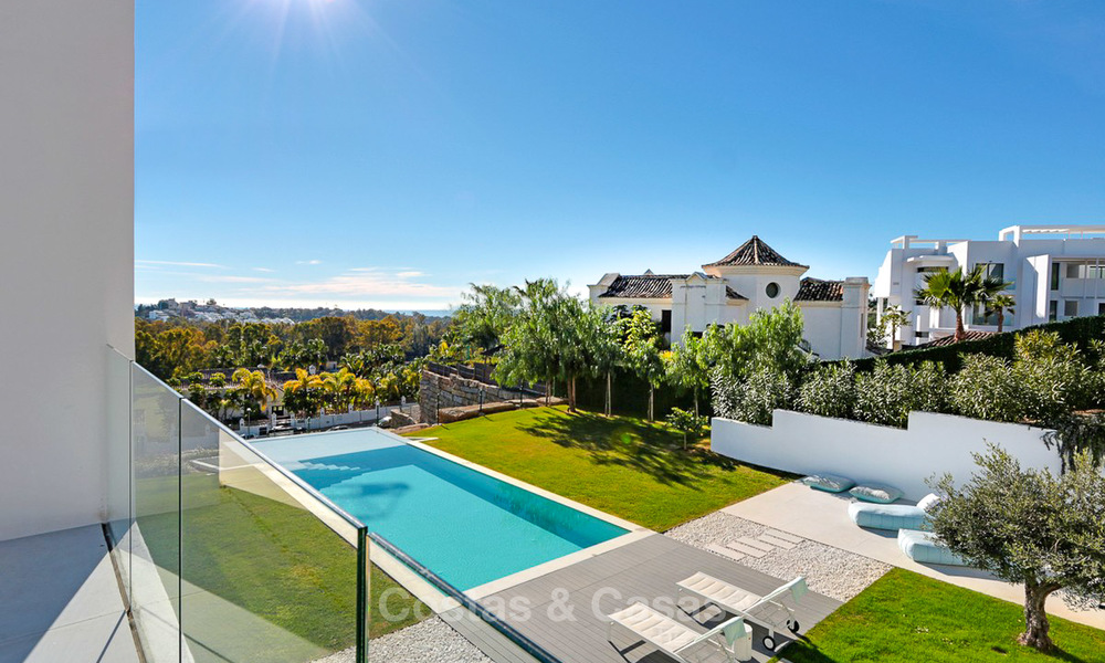 Urgent sale! Amazing contemporary luxury villa with golf and sea views for sale, sought after location, ready to move in - Benahavis, Marbella 9312
