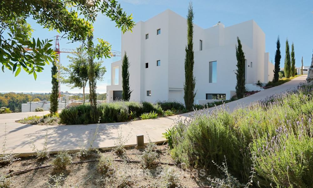 Urgent sale! Amazing contemporary luxury villa with golf and sea views for sale, sought after location, ready to move in - Benahavis, Marbella 9344