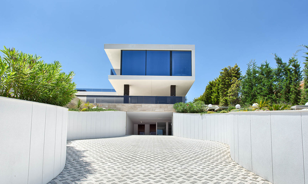 Unique, top-end contemporary luxury villa in Nueva Andalucía’s Golf Valley, Marbella 9275